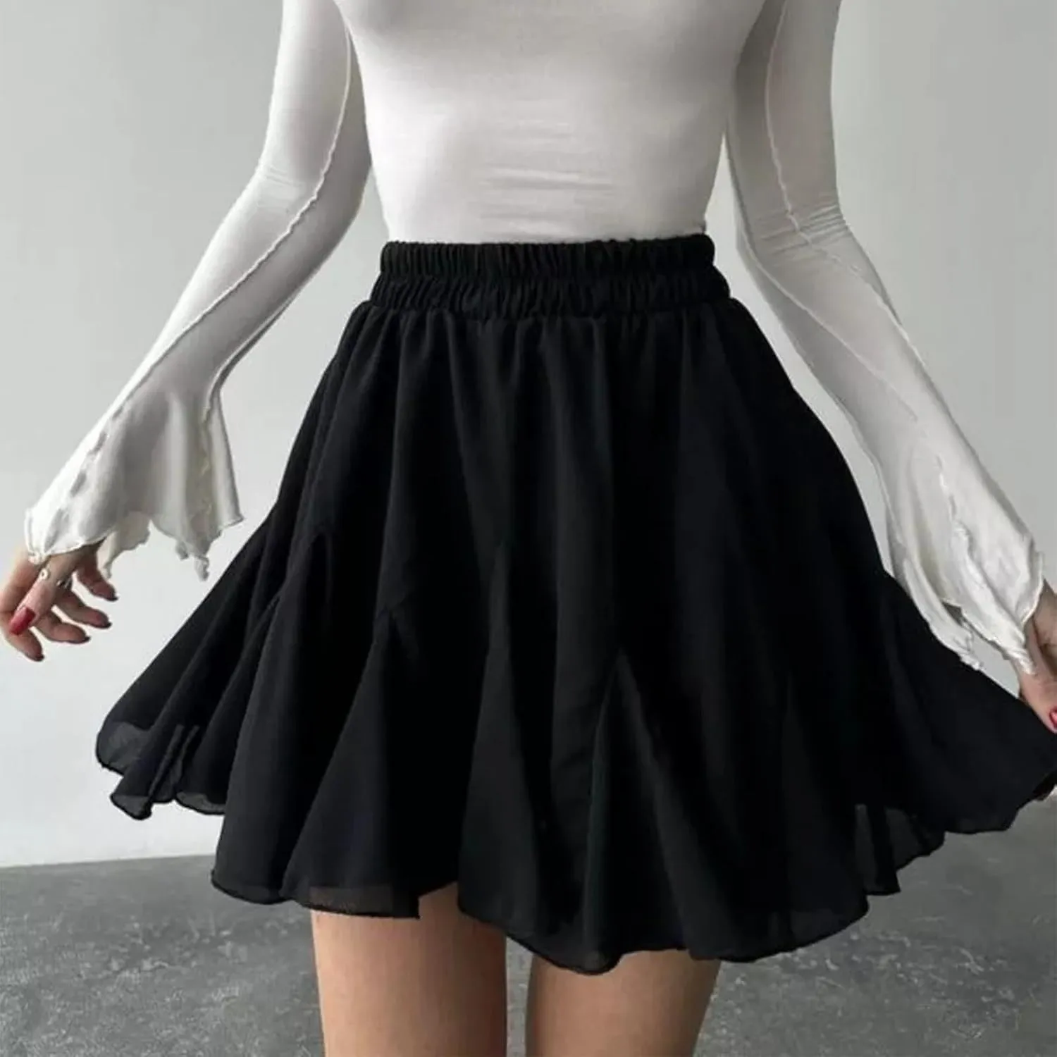 Oplxuo Women's Pleated Skater Skirt Basic Solid Color Casual High Waisted Ruffles Flared Mini Lingerie Skirts with Pockets