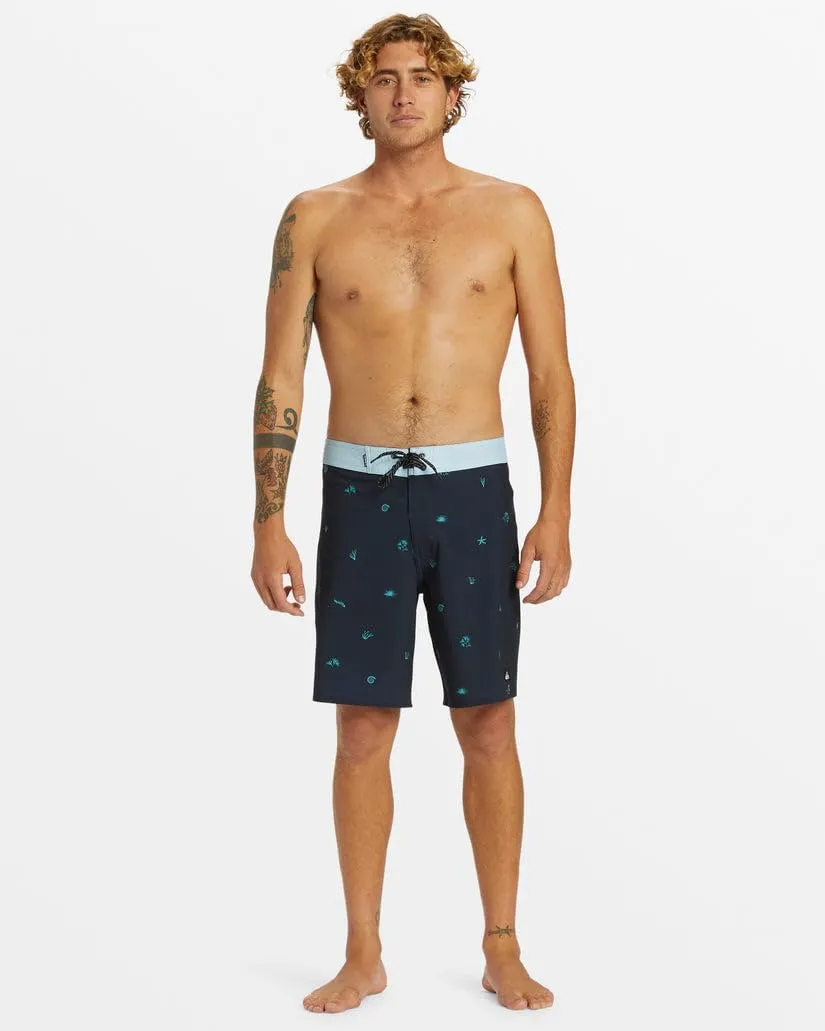 Quiksilver Men's Standard Surfsilk Straight Leg 19 Boardshorts Swim Trunk