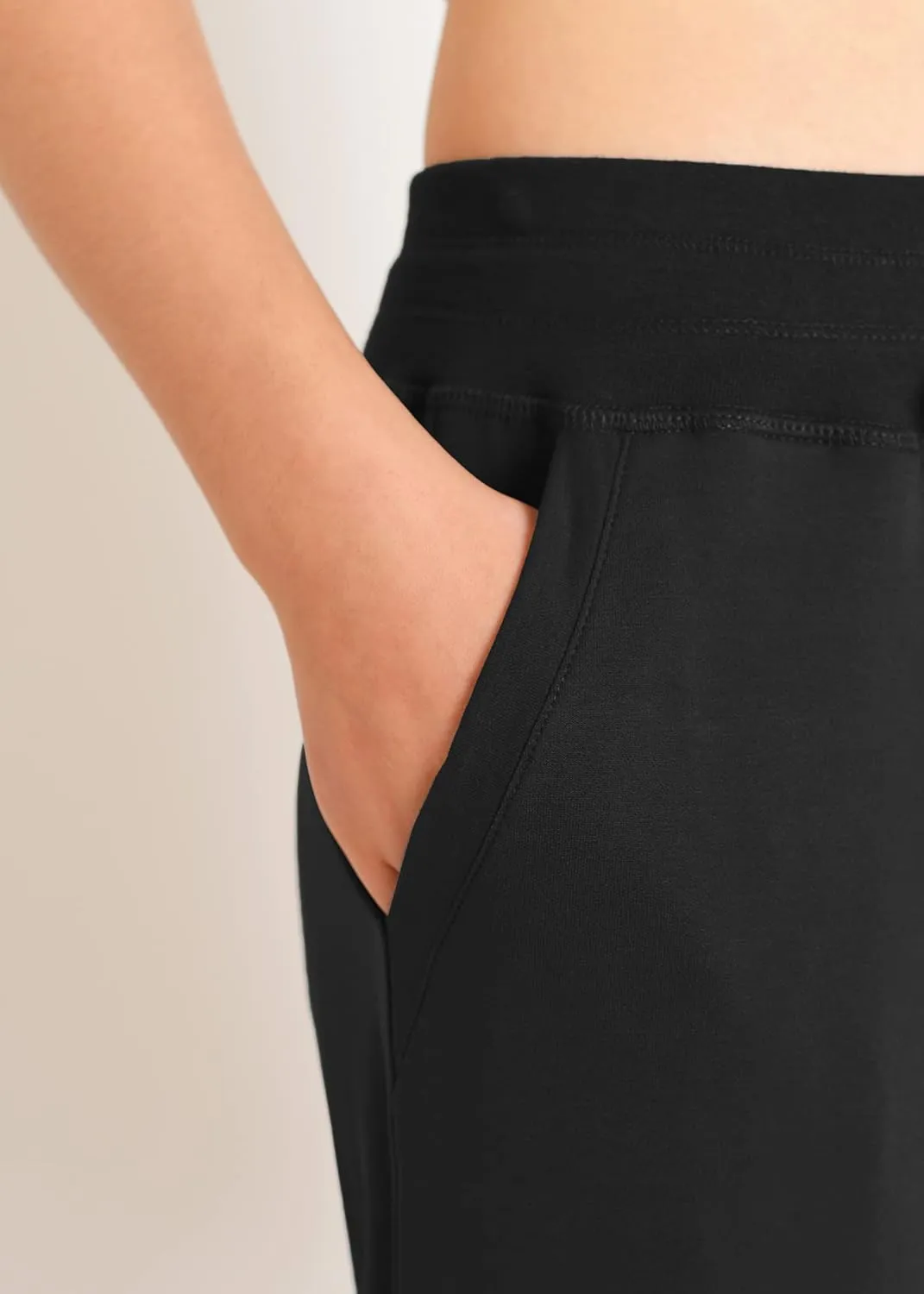 Weintee Women's Cotton Capri Pants with Pockets